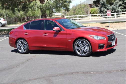 2014 INFINITI Q50 Hybrid Sport