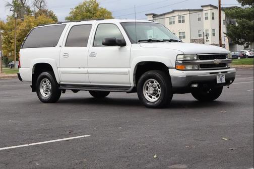 2003 Chevrolet Suburban 2500 LT