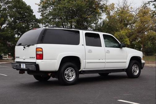 2003 Chevrolet Suburban 2500 LT