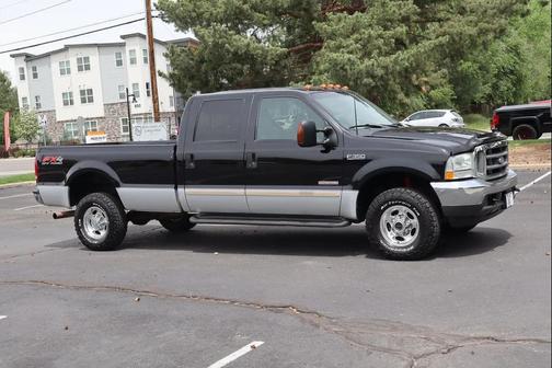 Black Clearcoat 2003 Ford F-350 Lariat