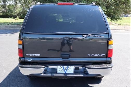 2004 Chevrolet Tahoe LS