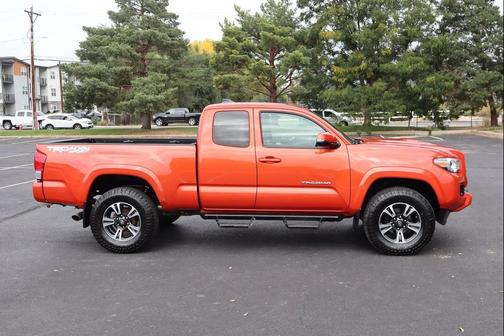 2017 Toyota Tacoma TRD Sport