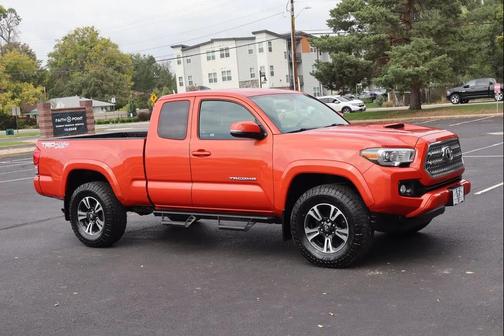 2017 Toyota Tacoma TRD Sport