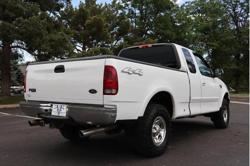 2002 Ford F-150 XLT