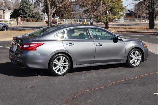 2017 Nissan Altima 3.5 SL