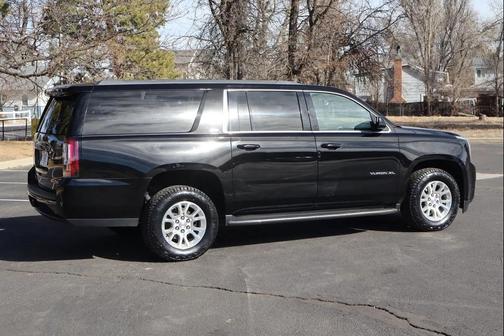 2016 GMC Yukon XL SLT