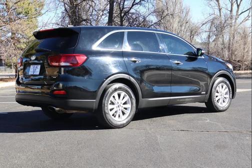 2020 Kia Sorento LX