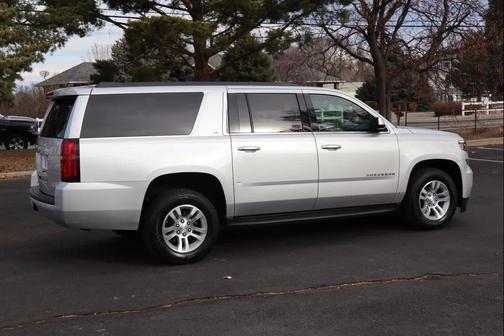 2019 Chevrolet Suburban LT