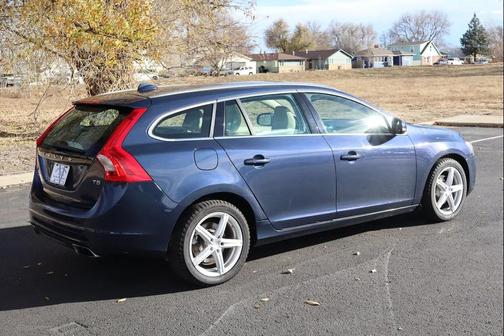 2015 Volvo V60 T5 Premier