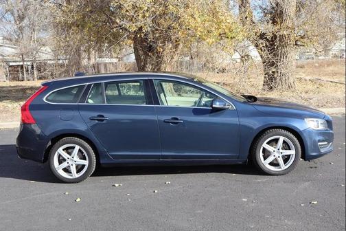 2015 Volvo V60 T5 Premier