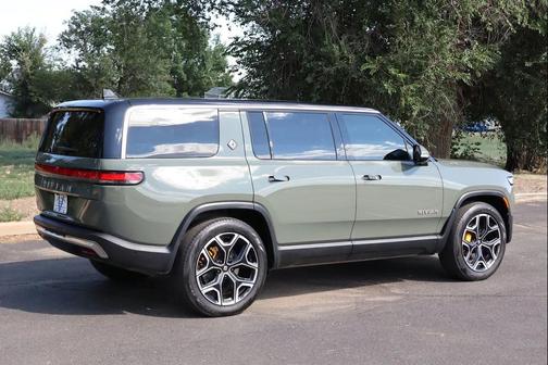 2022 Rivian R1S Launch Edition