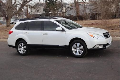 2010 Subaru Outback 3.6 R Limited