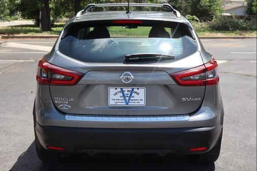 Brilliant Silver Metallic 2020 Nissan Rogue Sport SV