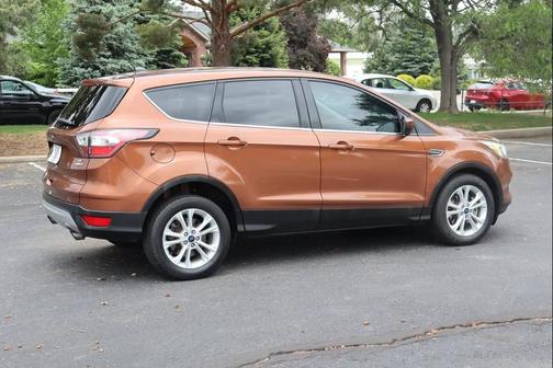 Red 2017 Ford Escape SE