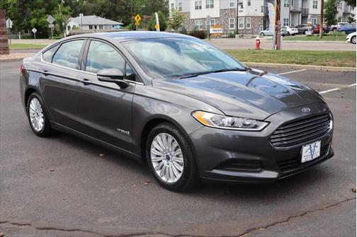 2016 Ford Fusion Hybrid SE