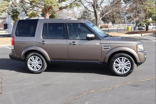 2010 Land Rover LR4 Base