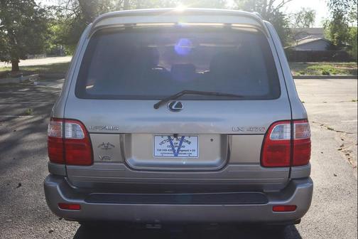 Beige 1999 Lexus LX 470 Base