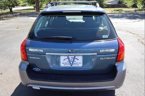 Blue 2006 Subaru Outback 2.5 i