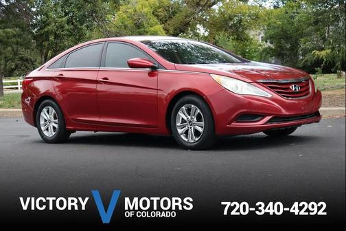 2012 Hyundai SONATA GLS