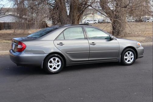 2002 Toyota Camry LE