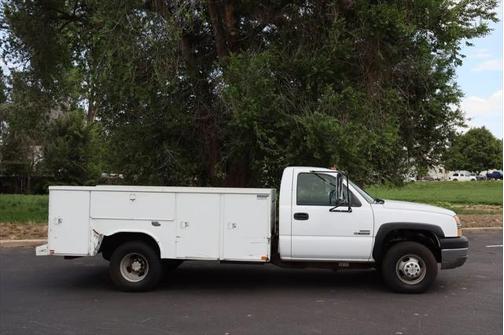 2004 Chevrolet Silverado 3500 Work Truck