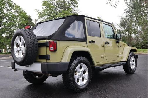 2013 Jeep Wrangler Unlimited Sahara