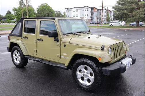 2013 Jeep Wrangler Unlimited Sahara