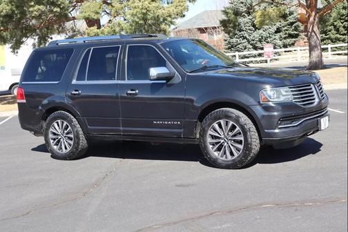 2015 Lincoln Navigator Base