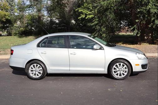 2010 Volkswagen Jetta Limited Edition