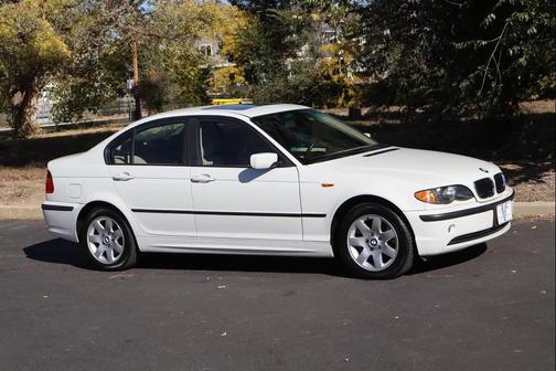 2003 BMW 325 