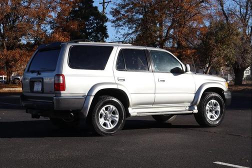 2000 Toyota 4Runner SR5 4WD