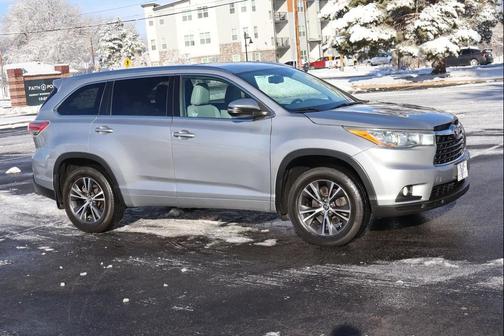 2016 Toyota Highlander XLE