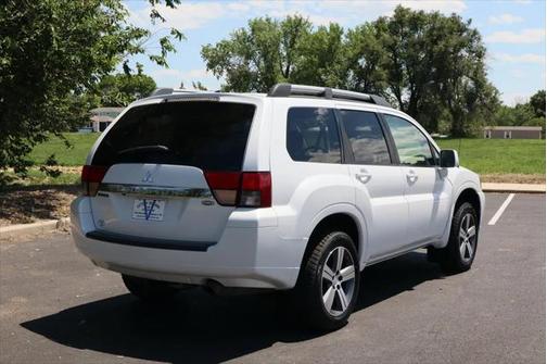 2011 Mitsubishi Endeavor SE