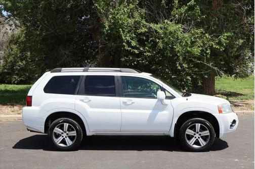2011 Mitsubishi Endeavor SE