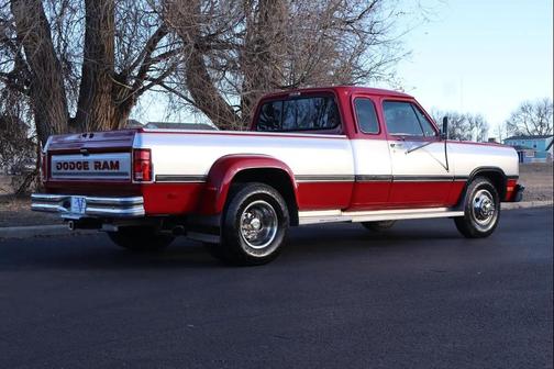1993 Dodge D350 