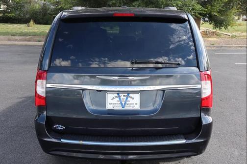 2014 Chrysler Town & Country Touring
