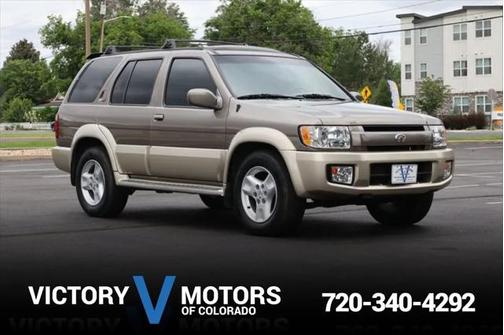 2002 INFINITI QX4 Luxury