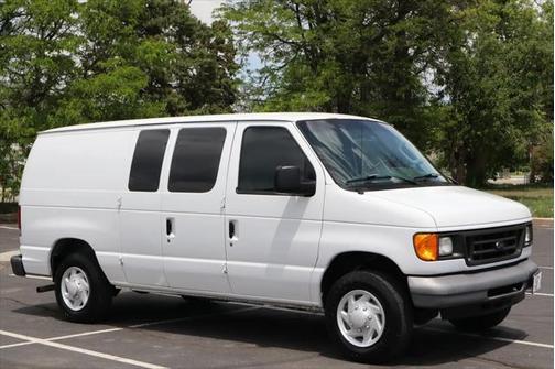 2007 Ford E150 Base