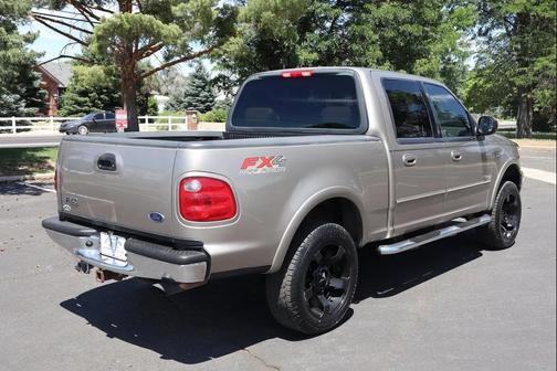 2002 Ford F-150 Lariat SuperCrew