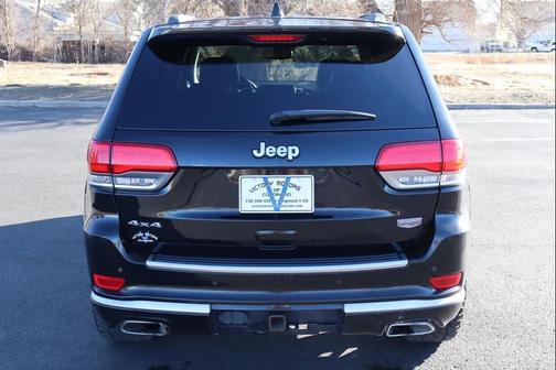 2018 Jeep Grand Cherokee Summit