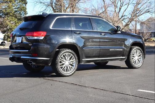 2018 Jeep Grand Cherokee Summit