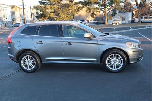 2016 Volvo XC60 T5 Premier