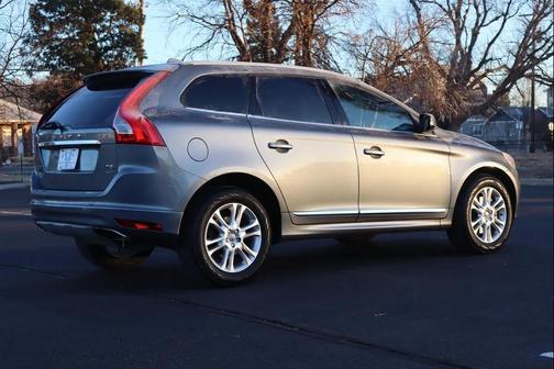 2016 Volvo XC60 T5 Premier