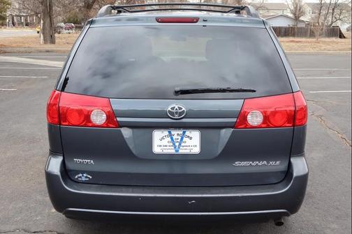 2009 Toyota Sienna XLE