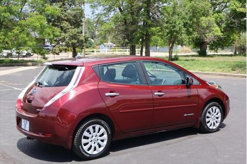 2017 Nissan Leaf S