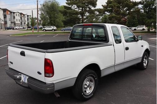 1999 Ford F-150 XL
