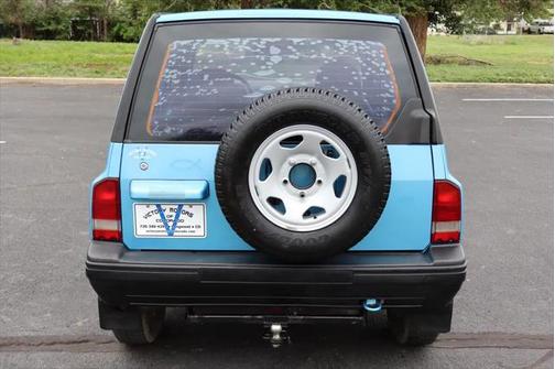 1994 Geo Tracker Base