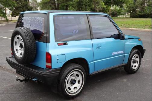 1994 Geo Tracker Base