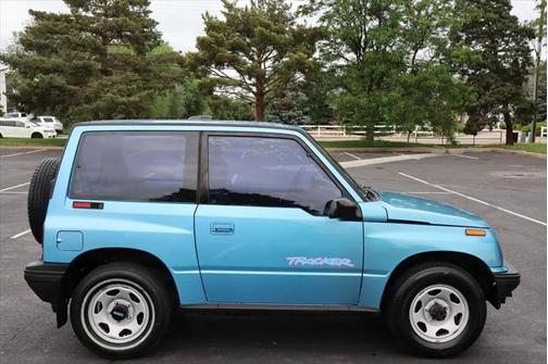 1994 Geo Tracker Base