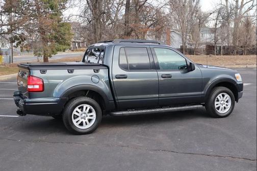 2010 Ford Explorer Sport Trac XLT